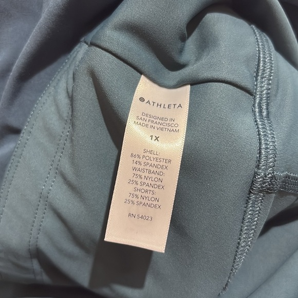 Athleta RUN WITH IT 14” SKORT in Sequoia Blue - Picture 4 of 9